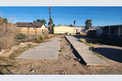 1788 Granada Drive, Bullhead City, AZ 86442 - Photo 1