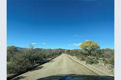 000 E Bogles Ranch Road, Kingman, AZ 86401 - Photo 23
