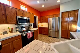 2286 E Starflower Trl, Bullhead City, AZ 86442 - Photo 15