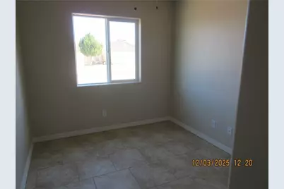 3327 Central, Kingman, AZ 86401 - Photo 7
