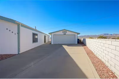 3061 Oak Place, Bullhead City, AZ 86429 - Photo 11