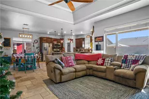 1996 Rex Allen Dr Dr, Kingman, AZ 86409 - Photo 17