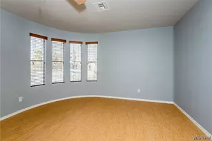 5628 S Desert Lakes Dr, Fort Mohave, AZ 86426 - Photo 9