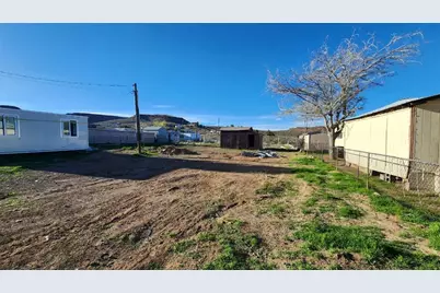 421 E Beverly Avenue, Kingman, AZ 86409 - Photo 11