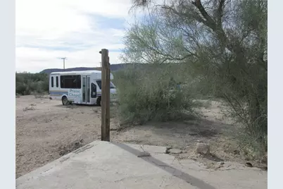 12250 S Yucca Frontage Road, Yucca, AZ 86438 - Photo 15