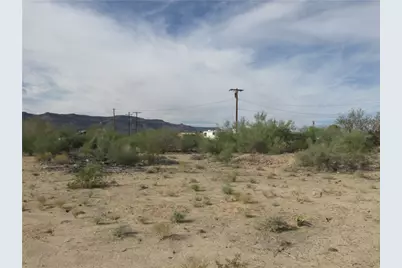 12250 S Yucca Frontage Road, Yucca, AZ 86438 - Photo 1