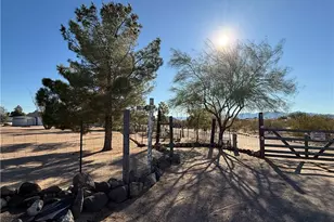 4240 W Tangerine Dr, Golden Valley, AZ 86413 - Photo 9