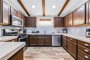 2403 Castle Rock Cir, Bullhead City, AZ 86442 - Photo 13