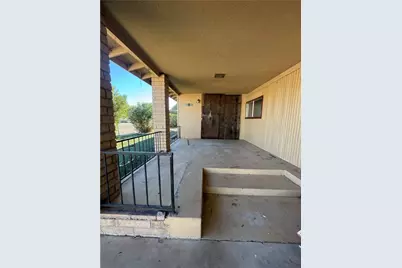 1095 Holly Street, Bullhead City, AZ 86442 - Photo 3