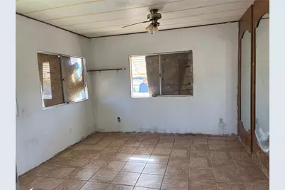 1095 Holly Street, Bullhead City, AZ 86442 - Photo 13