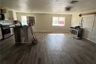 1095 Holly St, Bullhead City, AZ 86442 - Photo 21