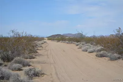 N7 Castle Butte Road, Yucca, AZ 86438 - Photo 31