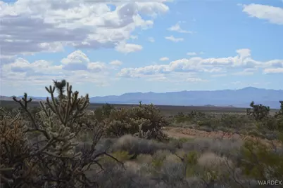 11900 S Alan Road, Yucca, AZ 86438 - Photo 65