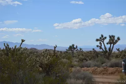 11900 S Alan Road, Yucca, AZ 86438 - Photo 67