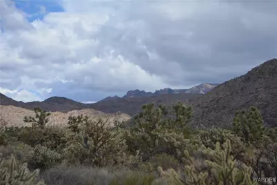 11900 S Alan Road, Yucca, AZ 86438 - Photo 53