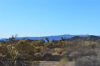 11900 S Alan Road, Yucca, AZ 86438 - Photo 19