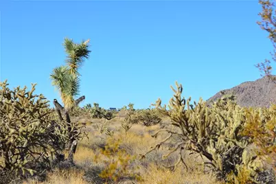 11900 S Alan Road, Yucca, AZ 86438 - Photo 25