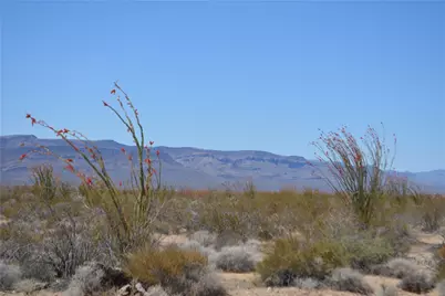 K13 S Red Lake Road, Yucca, AZ 86438 - Photo 19