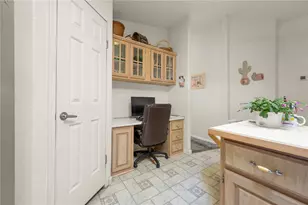 917 S Estrella Rd, Golden Valley, AZ 86413 - Photo 43