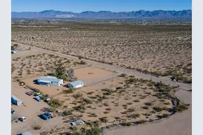 917 S Estrella Road, Golden Valley, AZ 86413 - Photo 95