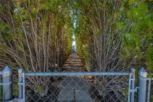 917 S Estrella Rd, Golden Valley, AZ 86413 - Photo 25