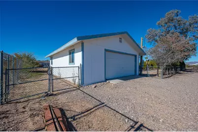 917 S Estrella Road, Golden Valley, AZ 86413 - Photo 3