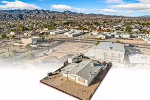 2012 Kingston Dr, Bullhead City, AZ 86442 - Photo 1