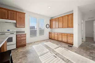 500 S San Pedro Rd, Golden Valley, AZ 86413 - Photo 17