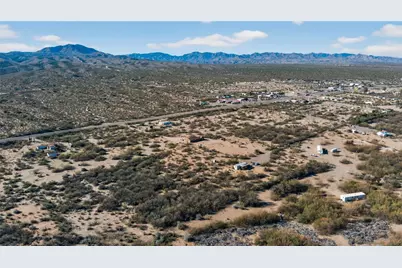 18310 Us-93, Wikieup, AZ 85360 - Photo 17