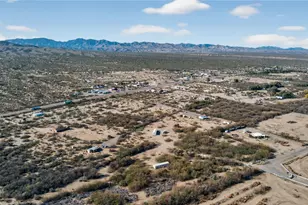 18310 US-93, Wikieup, AZ 85360 - Photo 19