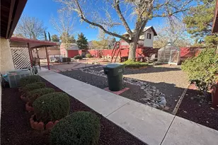 995 Hillcrest Dr, Kingman, AZ 86409 - Photo 57