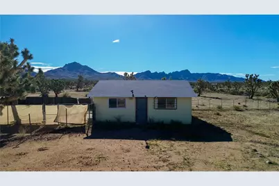 18597 N Quaint Drive, Dolan Springs, AZ 86441 - Photo 5