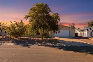 2568 E Spunkmeyer Way, Fort Mohave, AZ 86426 - Photo 1