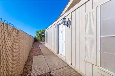 2568 E Spunkmeyer Way, Fort Mohave, AZ 86426 - Photo 7