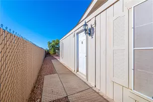 2568 E Spunkmeyer Way, Fort Mohave, AZ 86426 - Photo 7