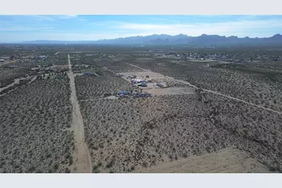 3895 N Hoover Road, Golden Valley, AZ 86413 - Photo 11