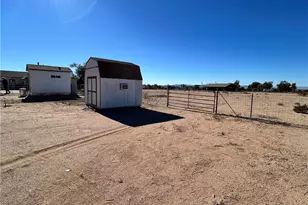 16297 S Shep Ln, Yucca, AZ 86438 - Photo 35