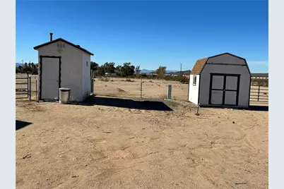 16297 S Shep Lane, Yucca, AZ 86438 - Photo 37