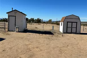 16297 S Shep Ln, Yucca, AZ 86438 - Photo 37