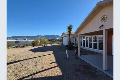 1130 W Campanile Drive, Meadview, AZ 86444 - Photo 9
