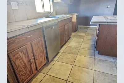 3595 E Warbler Lane, Kingman, AZ 86409 - Photo 11