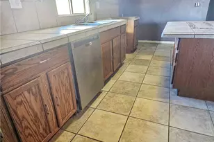 3595 E Warbler Ln, Kingman, AZ 86409 - Photo 11