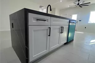 949 Harbor Dr, Bullhead City, AZ 86442 - Photo 15