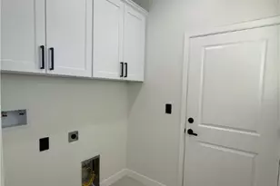 949 Harbor Dr, Bullhead City, AZ 86442 - Photo 43