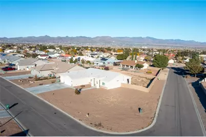 4319 Gemstone Avenue, Kingman, AZ 86401 - Photo 5