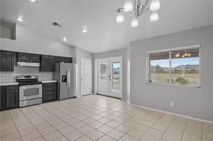 917 S Escuela Rd, Golden Valley, AZ 86413 - Photo 5