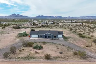 917 S Escuela Rd, Golden Valley, AZ 86413 - Photo 29