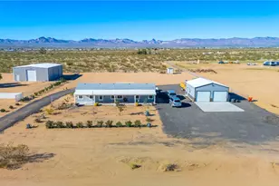 429 S Lochiel Rd, Golden Valley, AZ 86413 - Photo 53