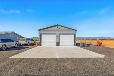 429 S Lochiel Road, Golden Valley, AZ 86413 - Photo 45