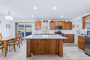 429 S Lochiel Rd, Golden Valley, AZ 86413 - Photo 23